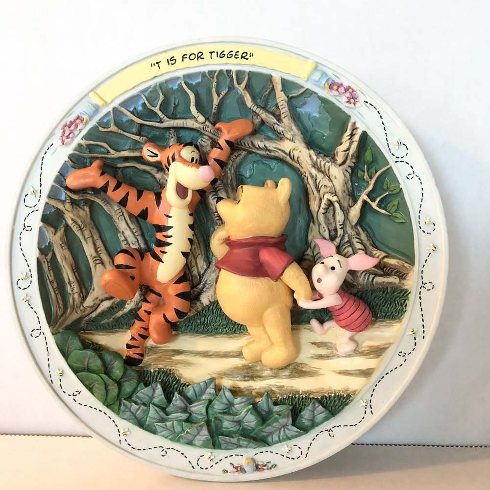 Winnie The Pooh Plate "T is for Tigger" by Bradford Exchange
